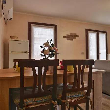 Bigterrace - Ampio Monolocale Con Cameretta E Spaziosissimo Terrazzo * Grado