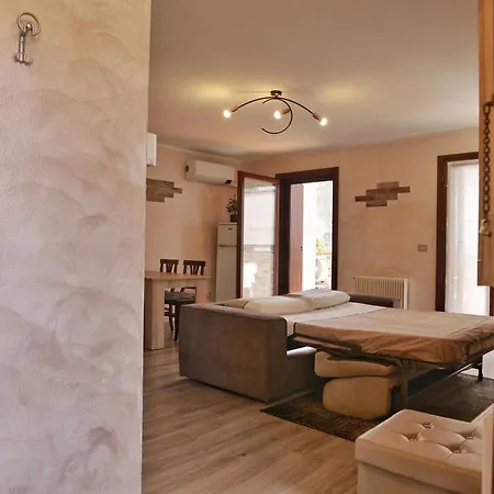 Lägenhet Bigterrace - Ampio Monolocale Con Cameretta E Spaziosissimo Terrazzo *