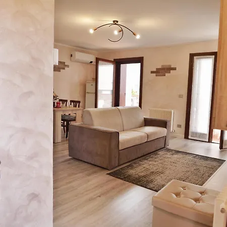Lägenhet Bigterrace - Ampio Monolocale Con Cameretta E Spaziosissimo Terrazzo Grado