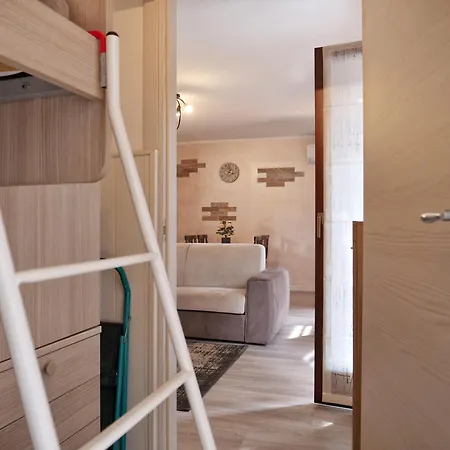 Bigterrace - Ampio Monolocale Con Cameretta E Spaziosissimo Terrazzo Lägenhet Grado